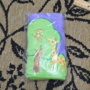 NEW Norwex Microfber Toddler BIB Colorful Animal Design